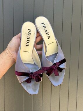 Vintage 2000’s Prada Satin Bow Heels